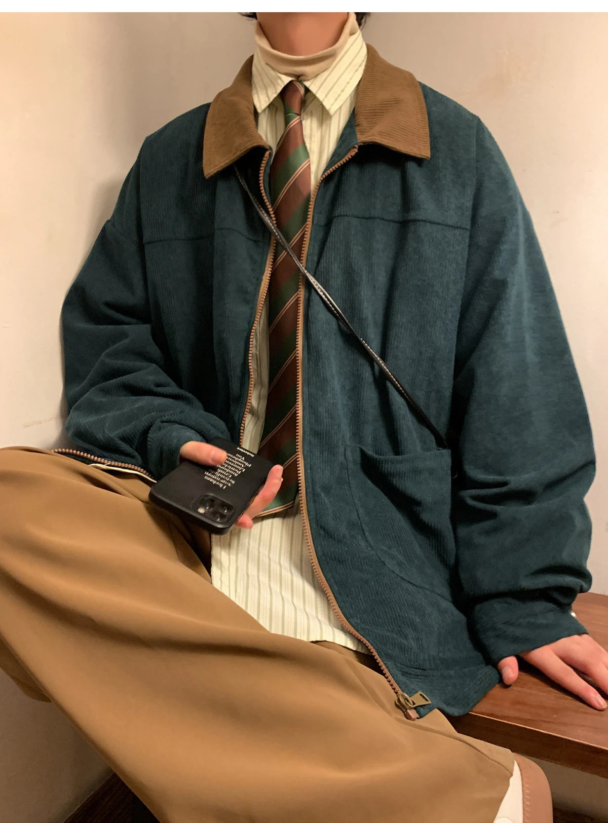 Men's Vintage Windbreaker Jacket